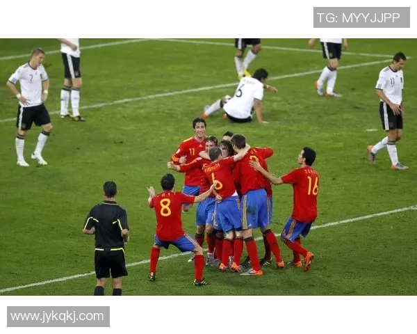 慕拉与戈里察的激烈对决揭示足球战术与团队协作的深刻内涵